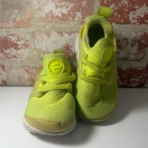 Nike Presto Kids Neon Green Sneakers